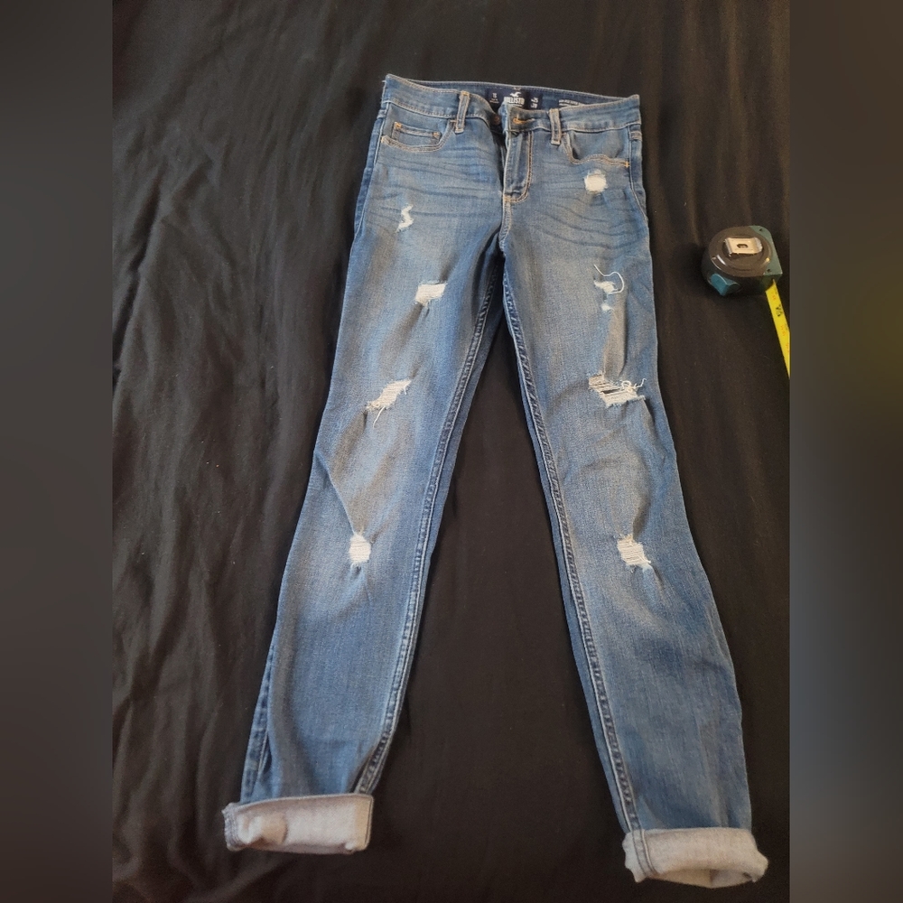 Hollister jeans 25- short length